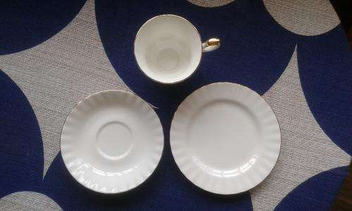 Royal Albert Val D'or 24 pc Tea Set.