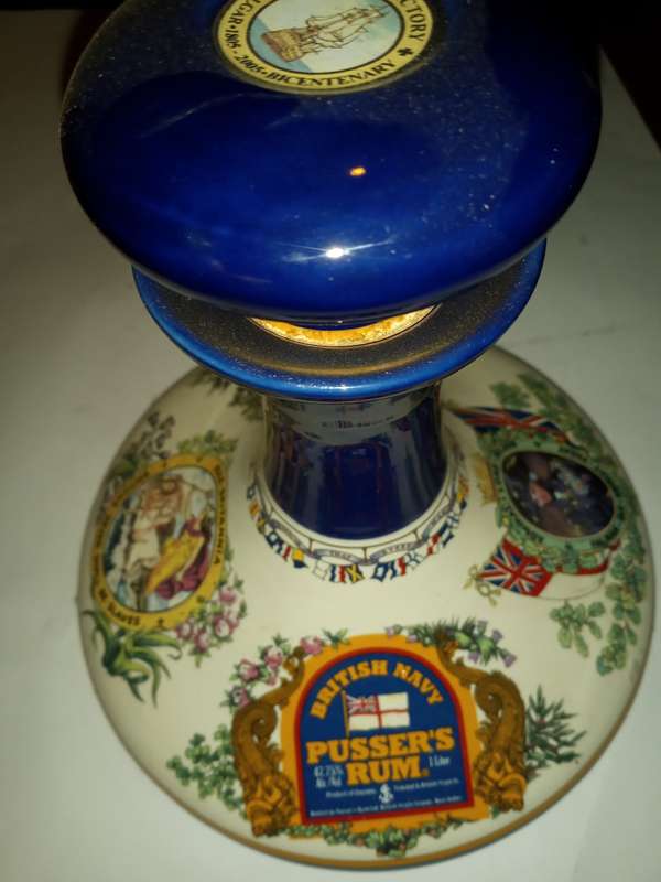 LARGE CAPTAINS PUSSERS RUM DECANTER