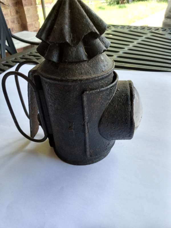 VICTORIAN POLICEMANS BULLSEYE LAMP