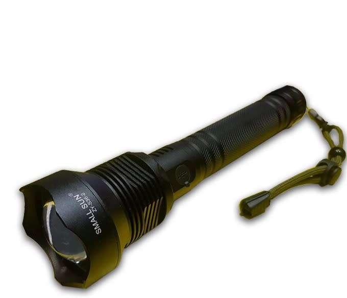 STRONG LIGHT FLASHLIGHT
