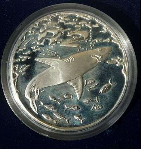 *** 1999 - SA STERLING SILVER PROOF R2 (CROWN) - THE GREAT WHITE SHARK - AS ISSUED ***