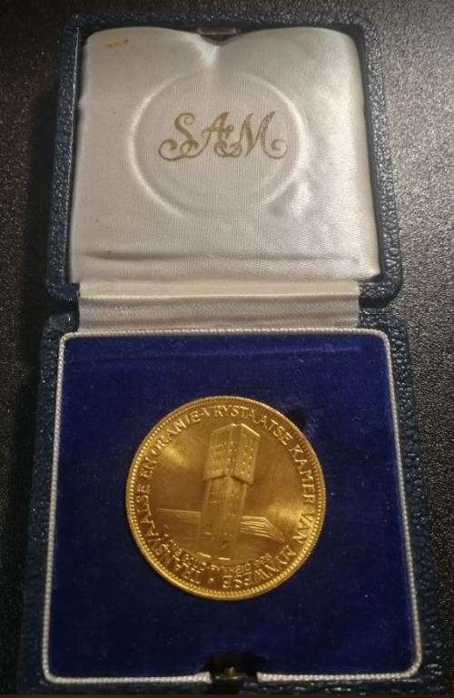 *** 1960  - UNION OF SA - GOLDEN JUBILEE COIN 1 OZ GOLD ***