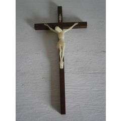 CRUCIFIX ON WOOD - HEIGHT 30.4CM