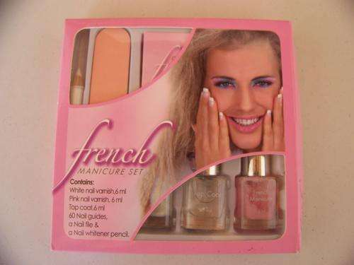 FRENCH MANICURE SET