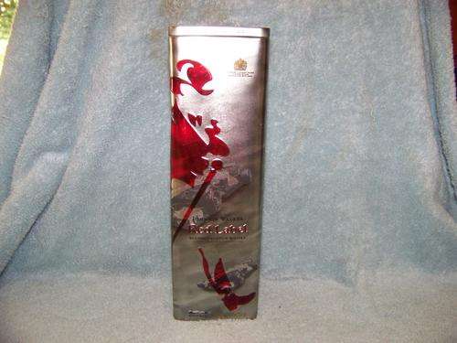 TIN FOR COLLECTORS - JOHNNIE WALKER RED LABEL