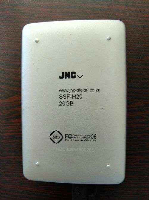 JNC Mp3 & 3gp Player - 20GB - Bright Display - (Screen Crack - But Display Still Works Great)