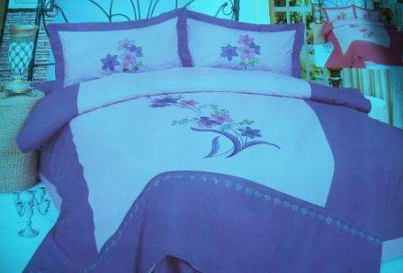6 PIECE BEDDING SET (Range 1 = R140)