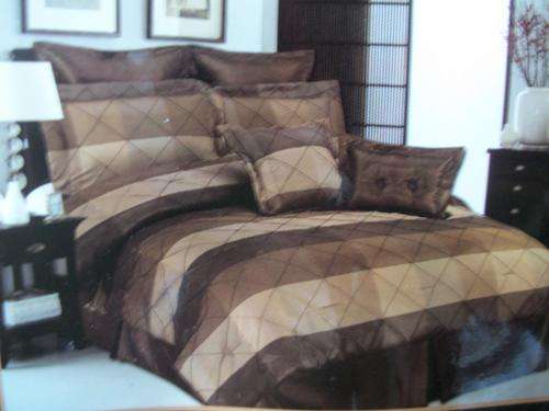 12 PIECE BEDDING SET- RED (Range 6 = R390)