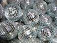 Mirrored Silver Deco Balls- (No.2)
