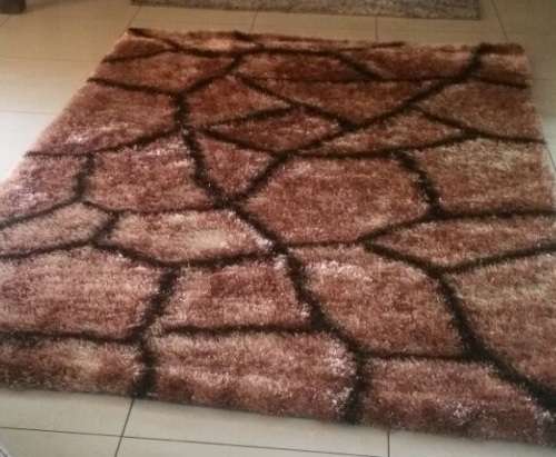 Exclusive  Super Soft Carpets (black and brown)