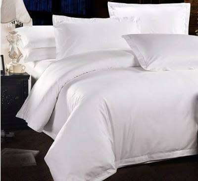 6 piece duvet cover set (Plain White)(double)
