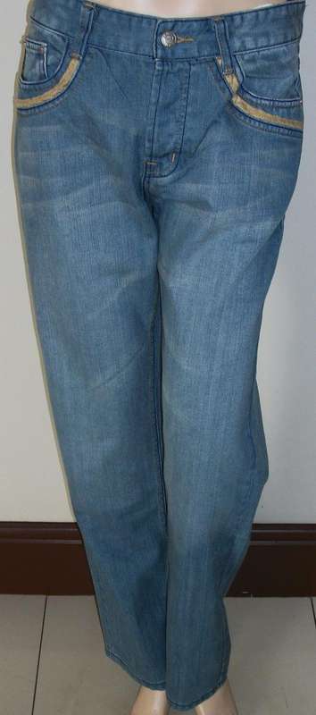 Mens Fashionable Imported Jeans (size 30)