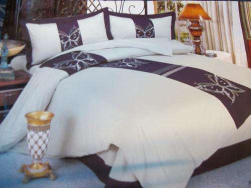 6 PIECE BEDDING SET (Range 1 = R140)