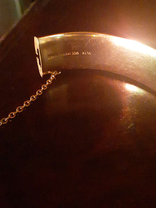 Vintage 9CT Gold Metal Core  Engraved Hinged  Bracelet Aprox 30 grams