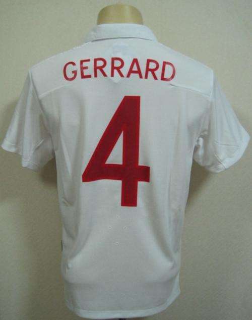 ENGLAND SOCCER HOME SHIRT 2010 WC STEVEN GERRARD