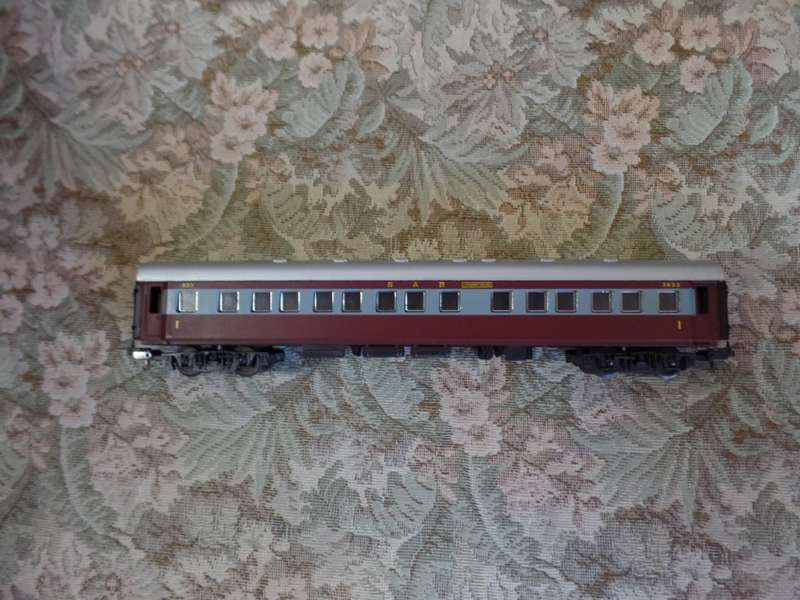 Lima Passenger coach 1st class golden series