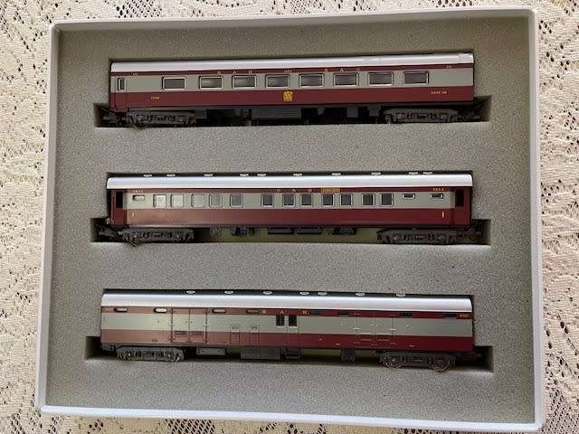 Lima goden series train set