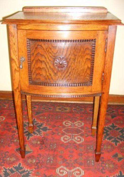 Beautiful Nightstand / Pedestal