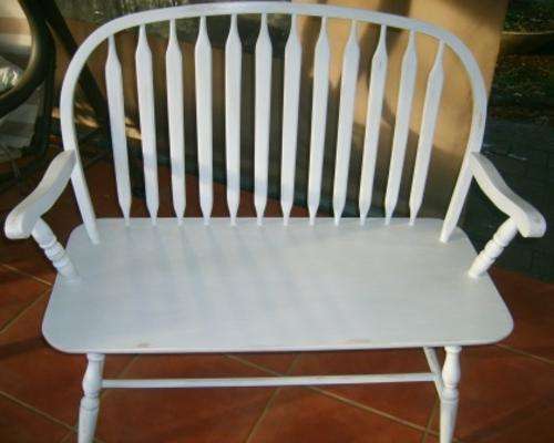 WHITE WASHED TWO SEATER BENCH