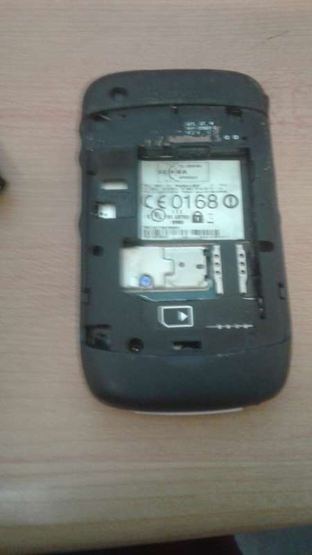 CELL PHONE lot