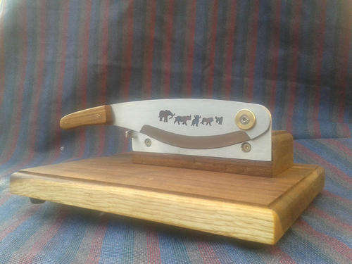 Biltong slicer with Big 5 cut-outs