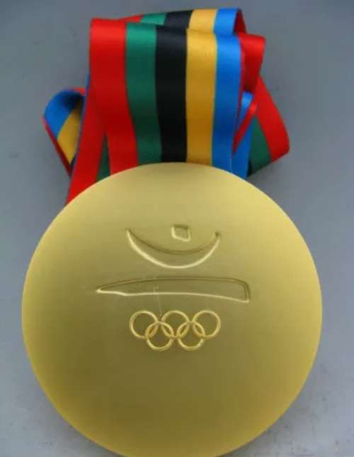 1992 BARCELONA Olympic Commemorative Gold Medal Souvenir + Ribbon