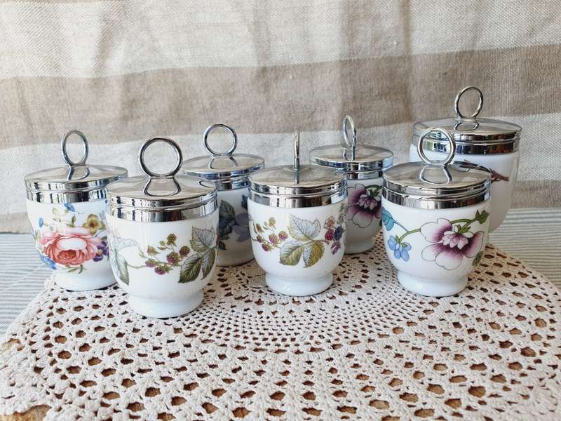 Vintage Royal Worcestor Porcelain Fruit &  Flowers Egg Coddlers  Made in England