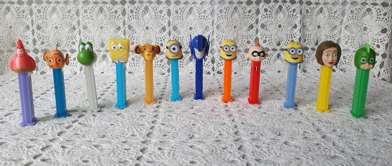 Pez Dispencer Character Collection 12x Pieces