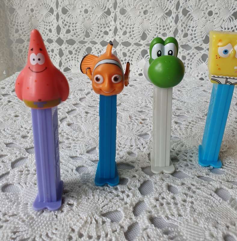 Pez Dispencer Character Collection 12x Pieces