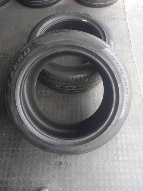 305/40/20 × 2 Pirelli Pzerro tyres. 80% life