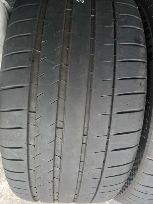 285/35/22 Michelin pilot sport S. 80% life