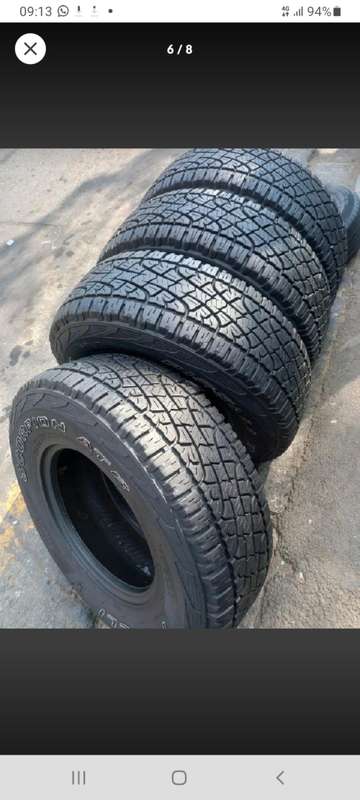 285/70/17 Pirelli Scorpoin ATR. Excellent condition