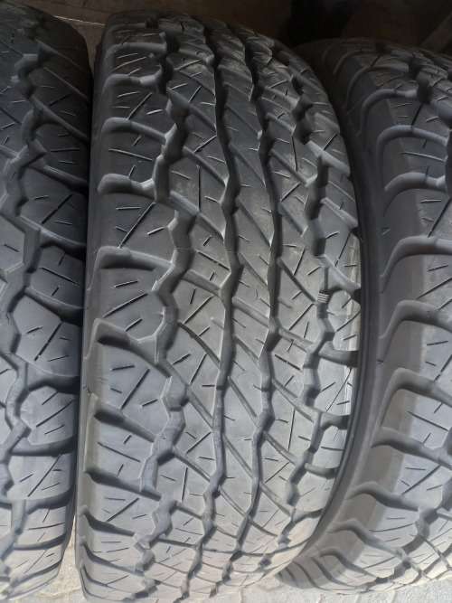 Set of 265/70/16 Dunlop AT tyres. 85% life