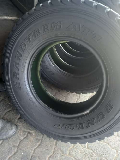 Set of 265/70/16 Dunlop AT tyres. 85% life