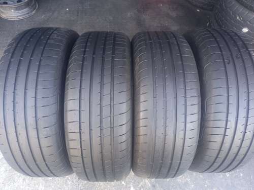 235/60/18 Goodyear Eagle Suv. 75% life