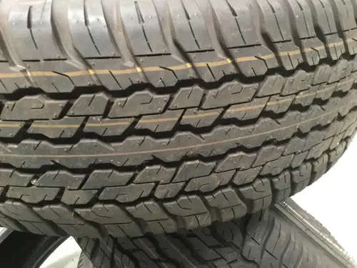 265/65/17 Dunlop Grandtrak AT. 100% life