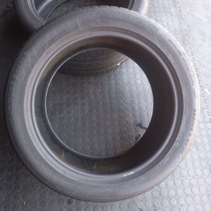 265/45/20 Michelin Latitude 3. Still in good Condition