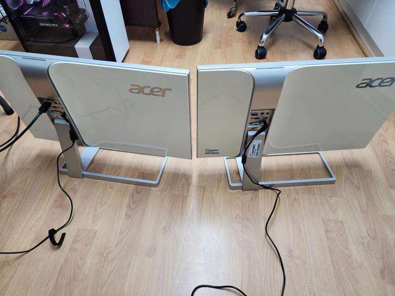 2x Acer 27` S277HK 4K UHD IPS 60Hz Monitors
