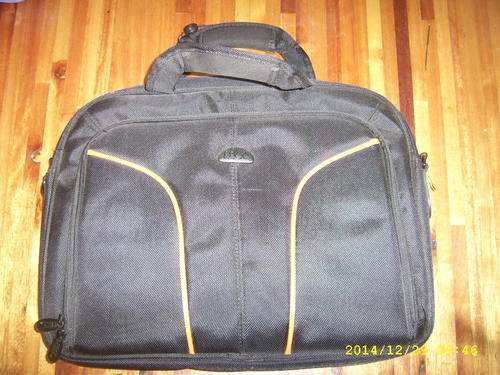 EBCX laptop bag for up to 15 inch laptops. R 40 shipping