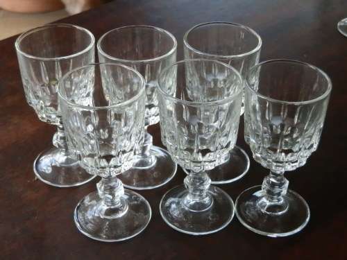 LATE ENTRY!!  Very nice set of six crystal liqueur glasses (1)
