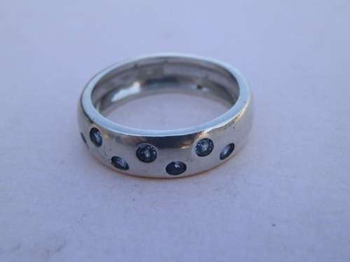 Sterling silver blue topaz ring, 4.4 g.