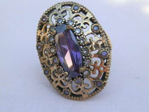 Sterling silver amethyst ring, 9.5 g.