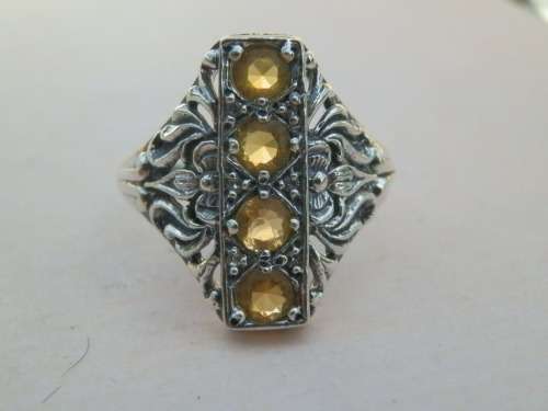 Classic SOLID sterling silver citrine ring - weight 3.7 g.  Thirty (30) days to pay.