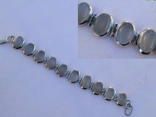 Magnificent solid sterling silver bracelet - weight 36.3 g.  Thirty (30) days to pay