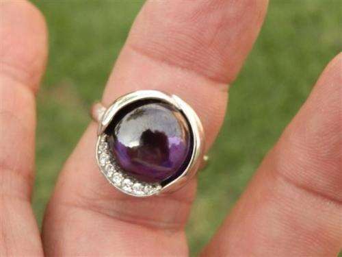 Exquisite solid sterling silver ring - weight 7.73 g.