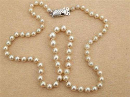 Fabulous real sea pearl necklace with a sterling silver clasp