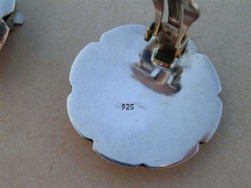 Exquisite vintage solid sterling silver earrings - weight 9.4 g.