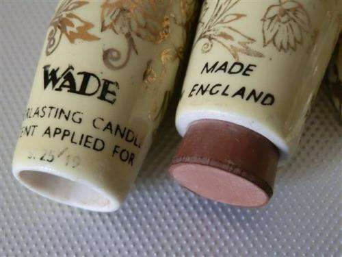 Lovely Old Wade `Everlasting Candles` Set