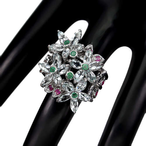 Smashing natural multi-gem ring - 14 ct white gold over solid sterling - weight 10.82 g.