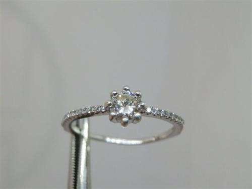 Sparkling solid sterling silver .32 ct natural diamond ring